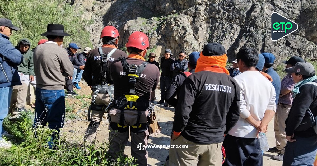 Brigadistas del Gore Lima intensifican búsqueda de joven desaparecido tras huaico en Paccho