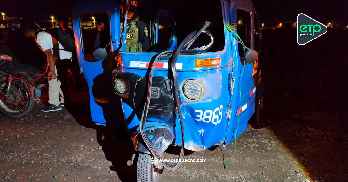 Violento choque en la Av. Cincuentenario deja a motociclista gravemente herido