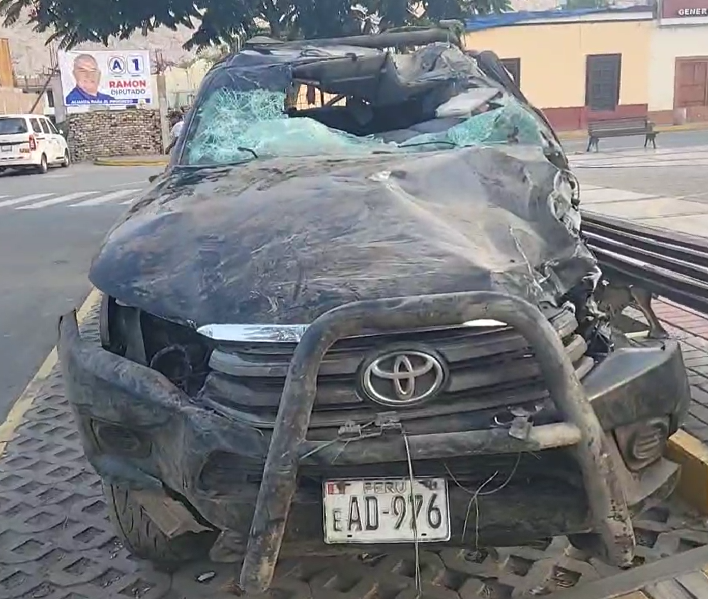 Sayán: Chofer de serenazgo salva de milagro tras despiste en la peligrosa «curva de Maní»