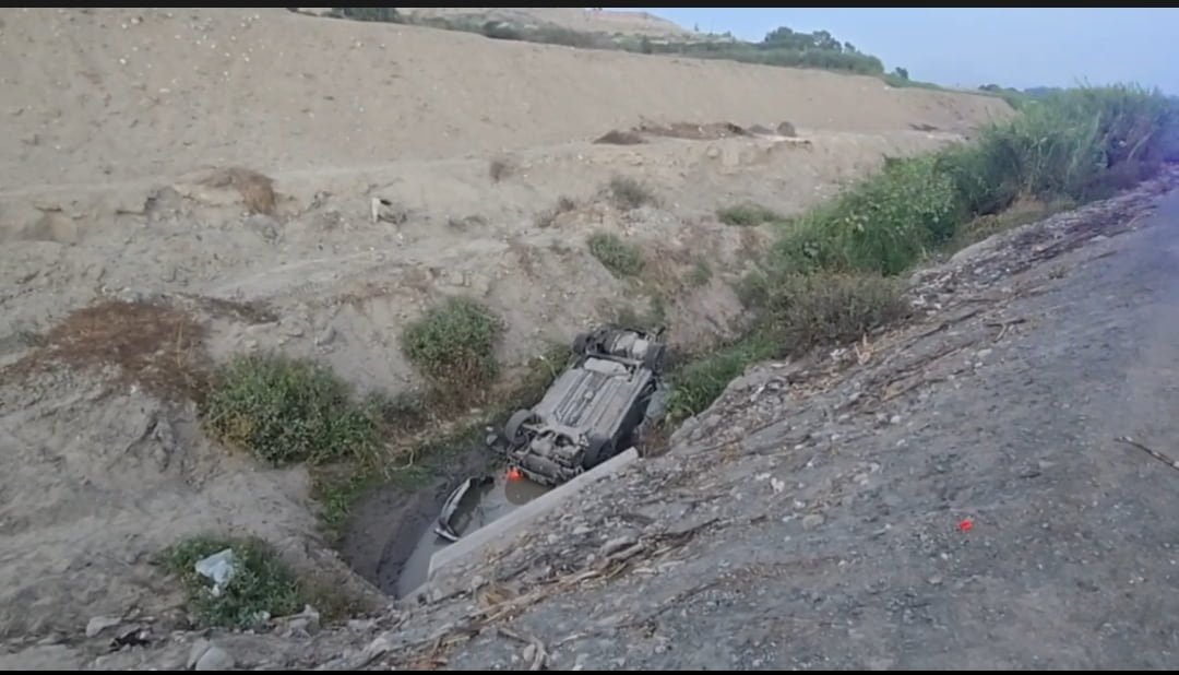 Végueta: Camioneta se despista en el C.P. Primavera
